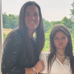 Meet your Posher, Kayla-justin